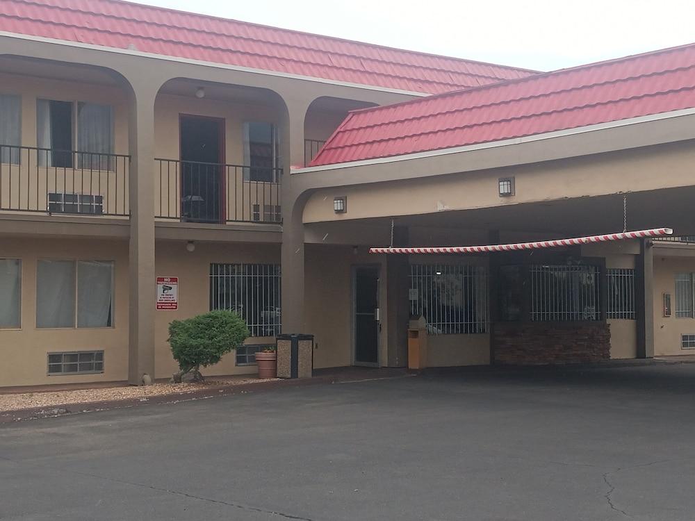 Midtown Inn & Suites Albuquerque Exteriér fotografie
