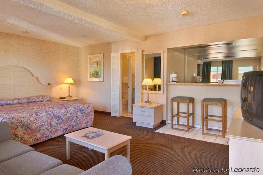 Midtown Inn & Suites Albuquerque Pokoj fotografie